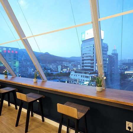 First Guesthouse Busan Exterior photo